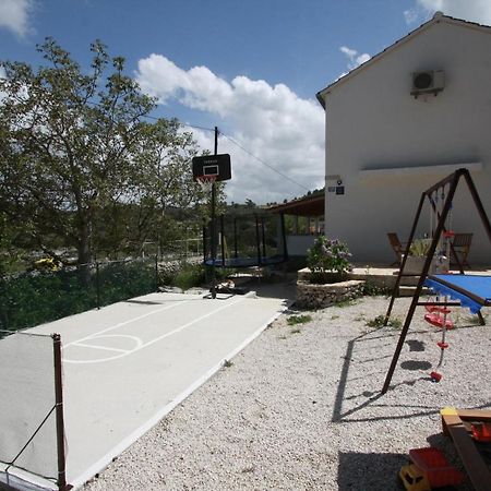 Holiday Home Ela Dracevica Exterior photo